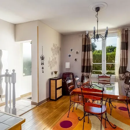Holiday home Beautiful House With Pool Near Disneyland Paris *